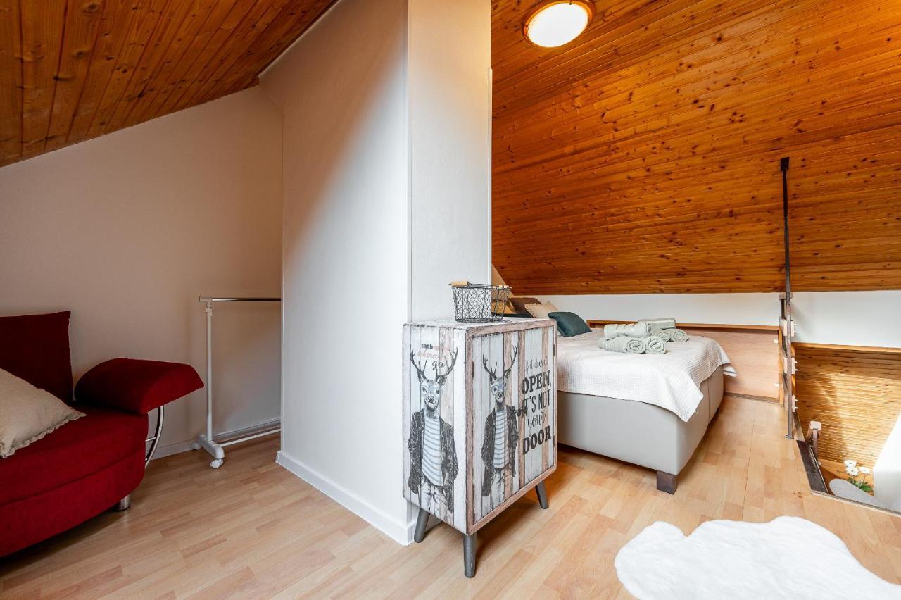 Apartman Mezonet Na Namesti Caşonia Exterior foto